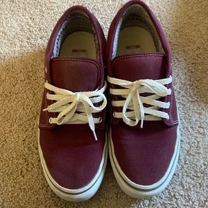 Mens maroon vans